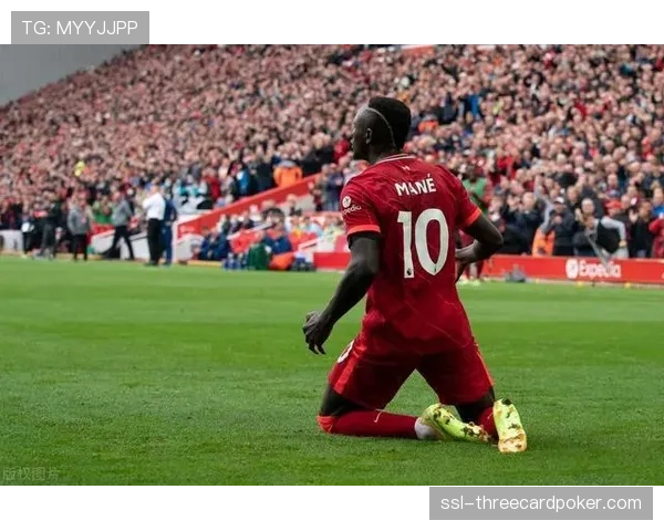 特写：伯恩利老将杰克-科克职业生涯谢幕战，获赠全体球员列队致敬